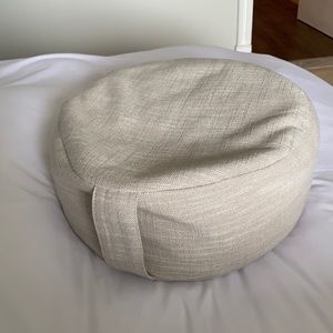 Meditation pillow